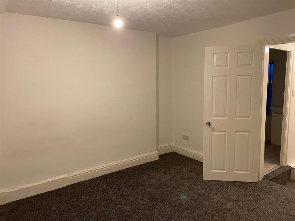 Bridge Street, Denbigh, LL16 photo 4