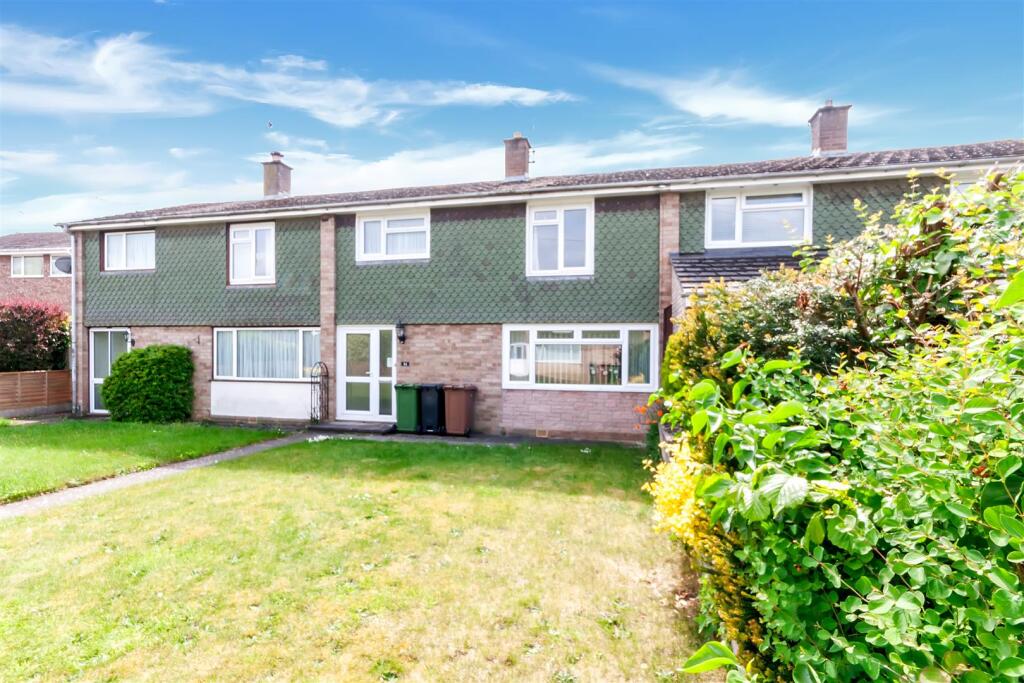 Main image of property: St. Peters Close, Evesham