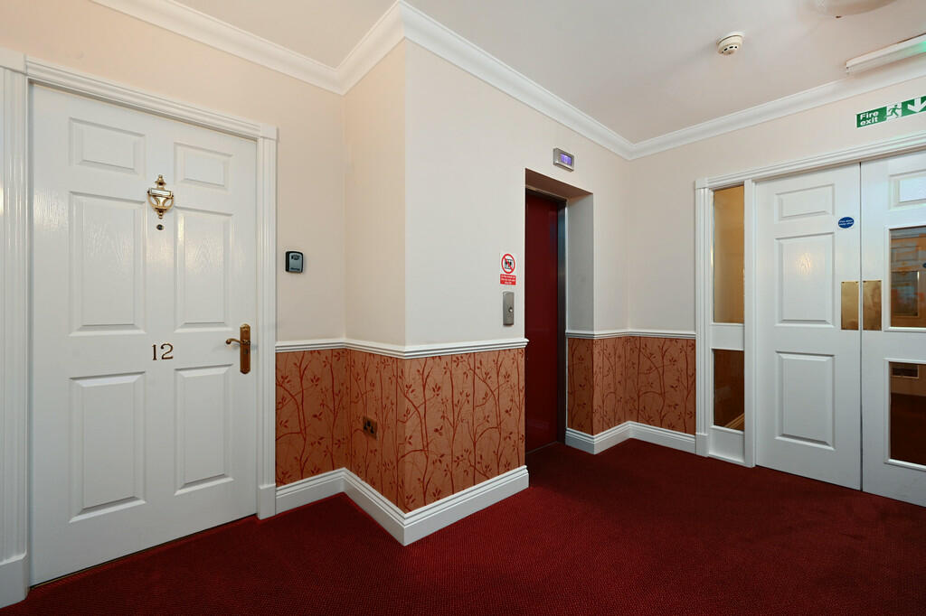 Court Royal, Eridge Road photo 3