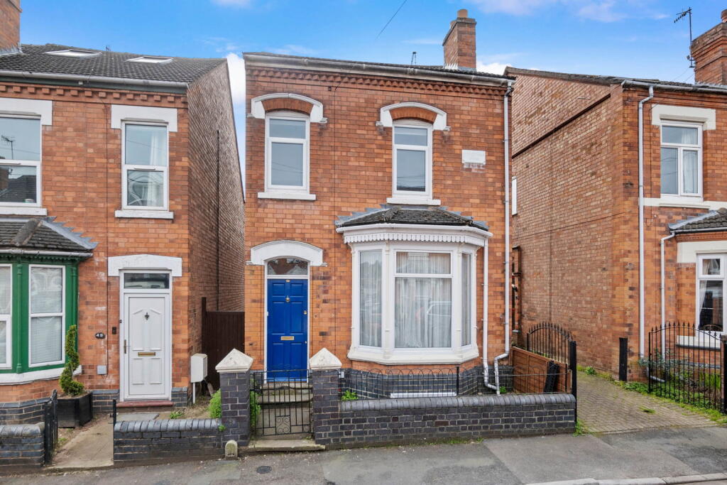 Main image of property: 47 St. Dunstan's Crescent, Battenhall, Worcester. WR5 2AF