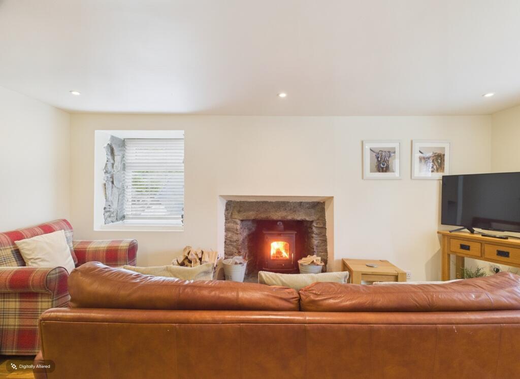 Birnie's Lane, Tomintoul - View 4