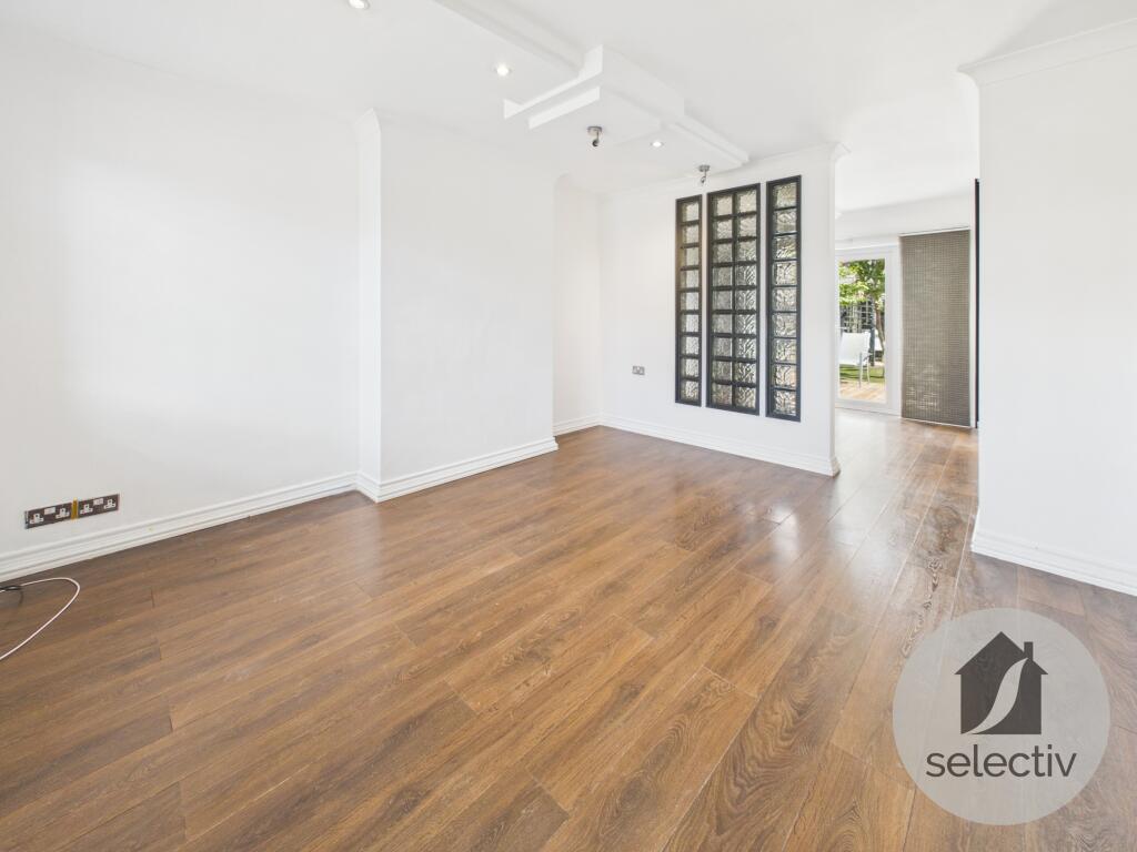 House in Stockton-on-Tees - View 4