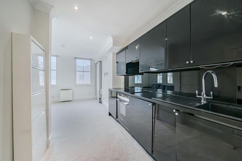 Apartment in London - View 3
