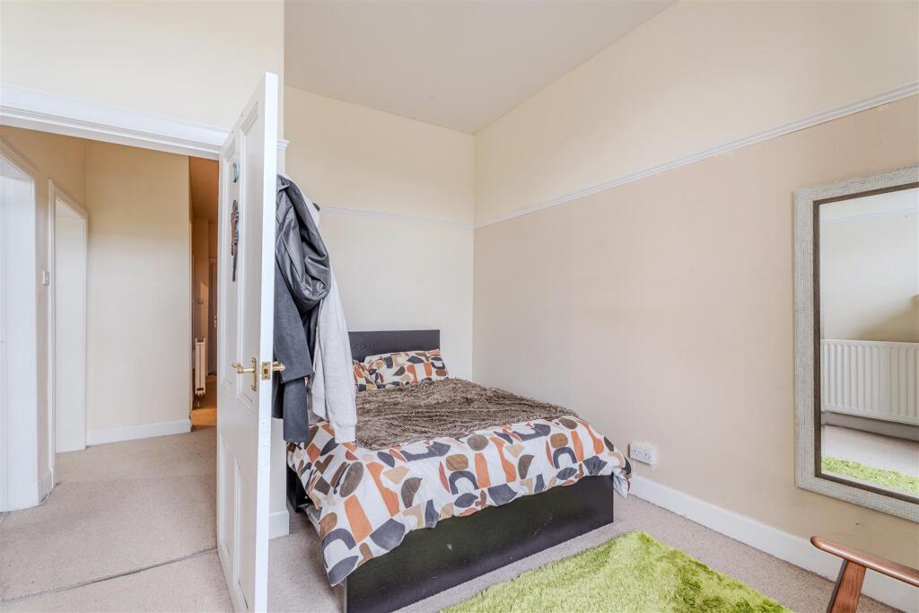 Apartment in Motherwell, Watsonville - View 5