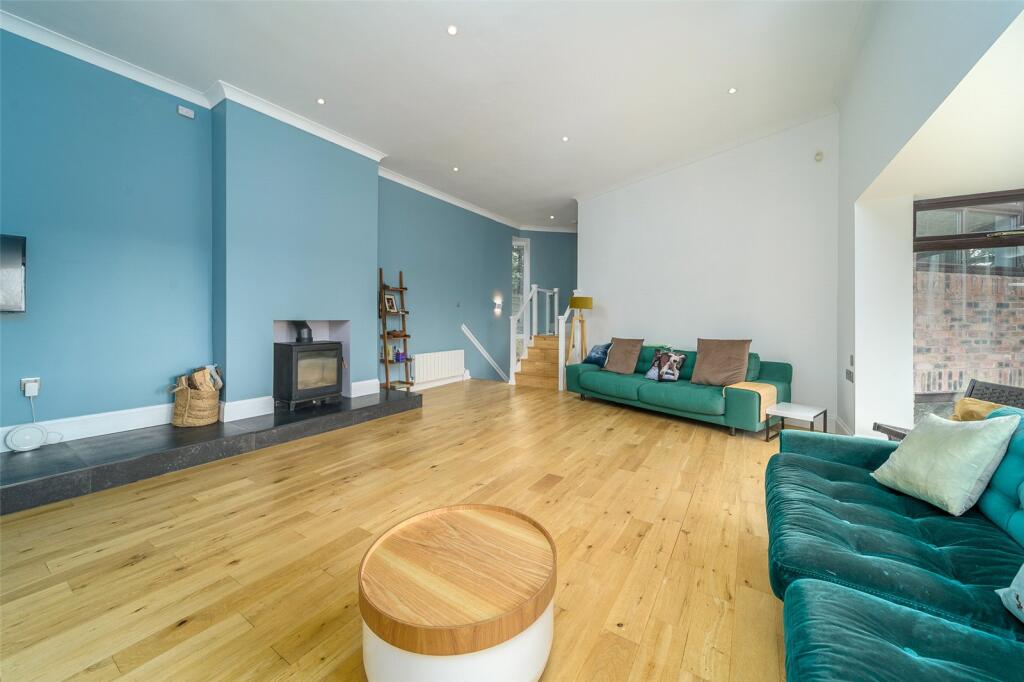 The Beeches, Grove House Drive, Gilesgate, DH1 photo 4