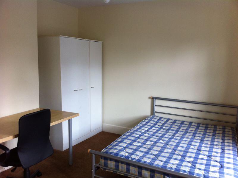 Main image of property: Beeston Road, Nottingham