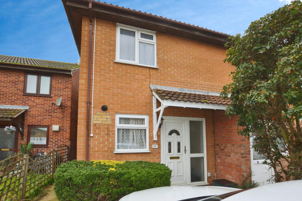 Main image of property: Trimley Close, Clacton-on-Sea, Essex, CO16
