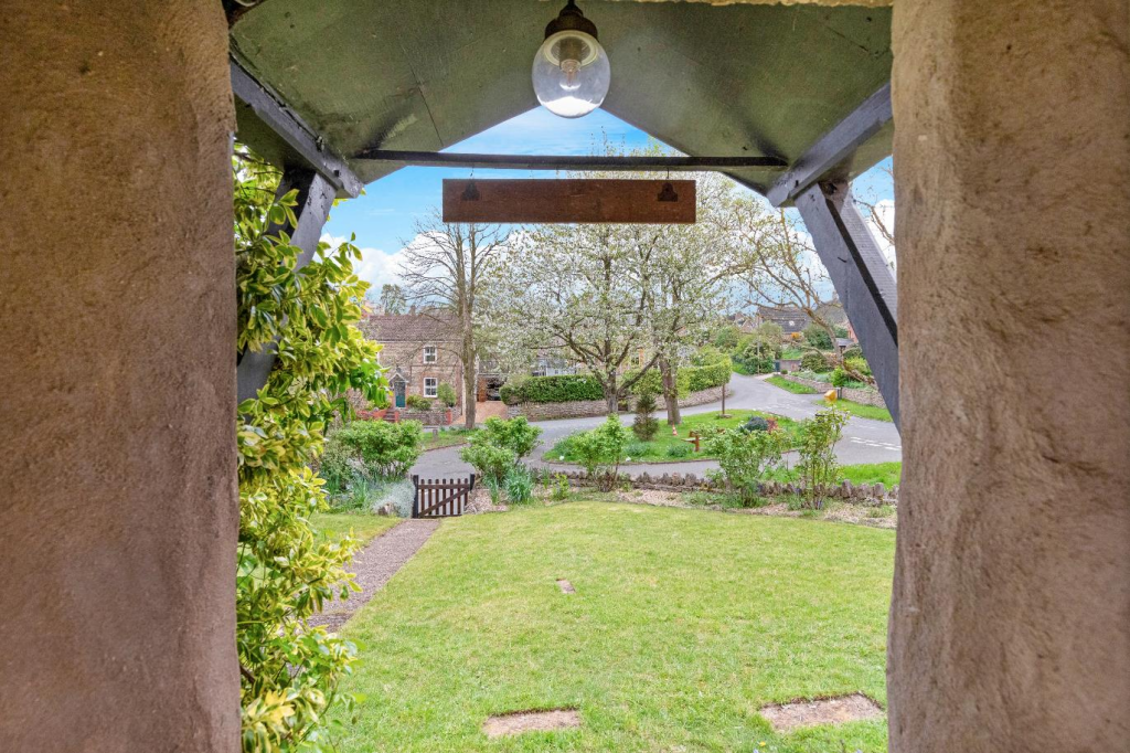 The Green, Little Addington, Kettering - View 2