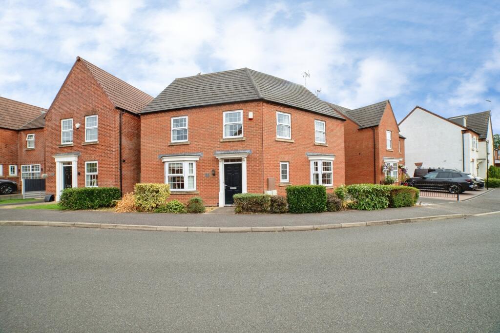 Main image of property: Topaz Crescent, Sutton-in-Ashfield, Nottinghamshire, NG17