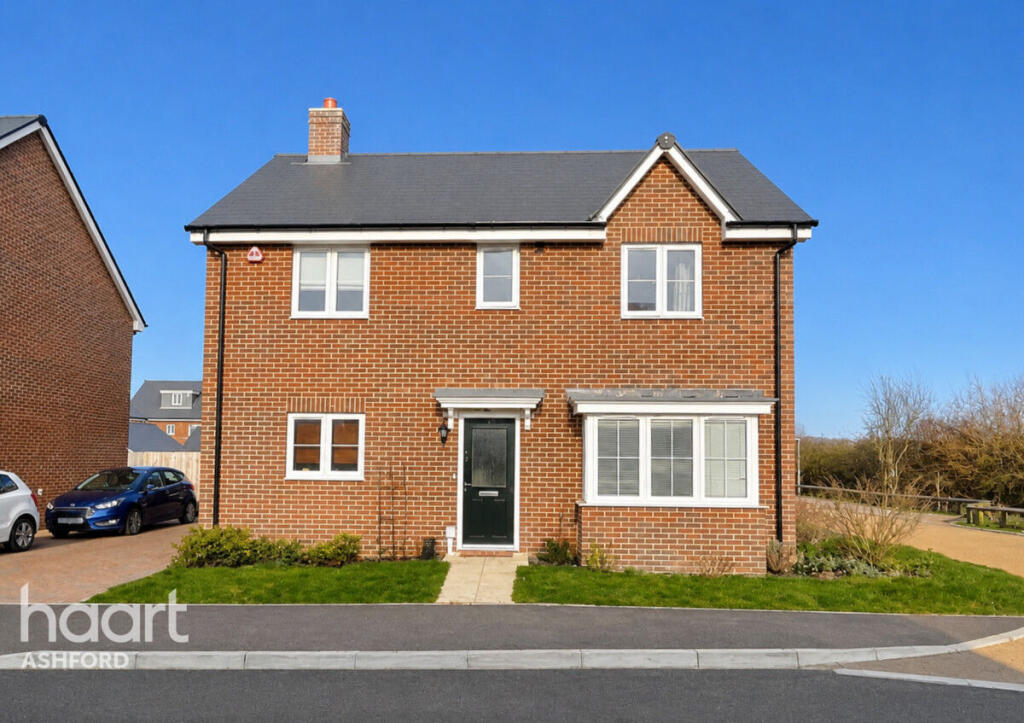 Main image of property: Redwing Gardens, Ashford