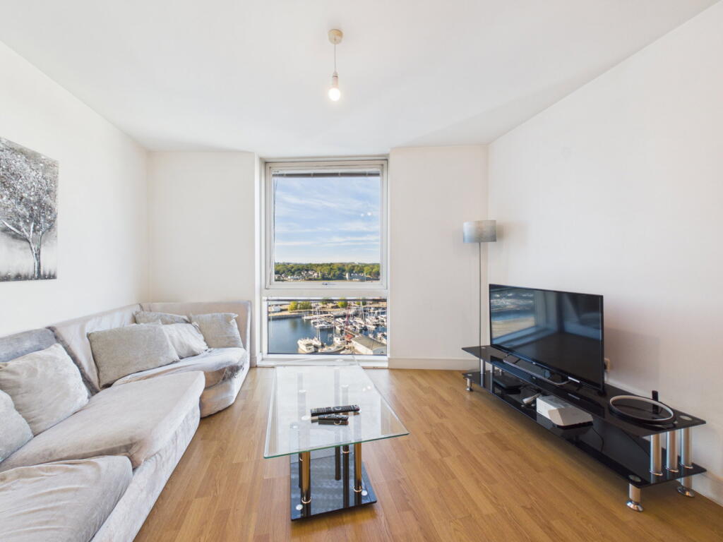 Apartment in Rochester - View 2