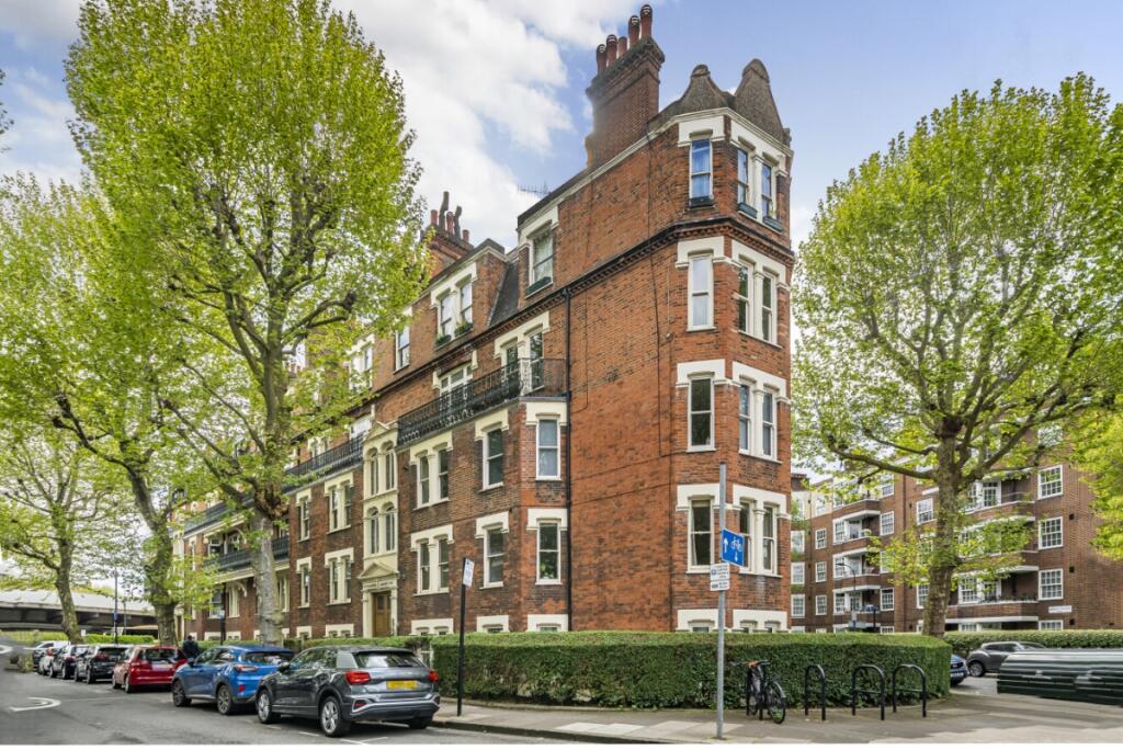 Apartment in London - More