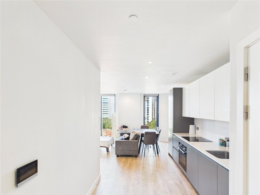 Apartment in Manchester - View 4