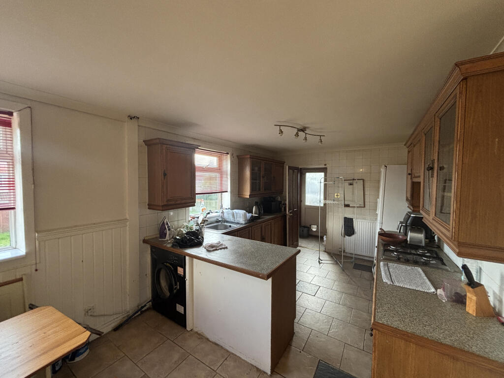House in Motherwell, North Lanarkshire - View 4