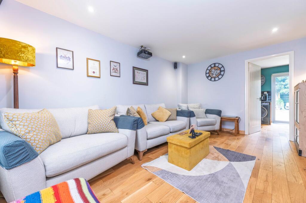 House in Cotswold, Moreton-in-Marsh - View 2