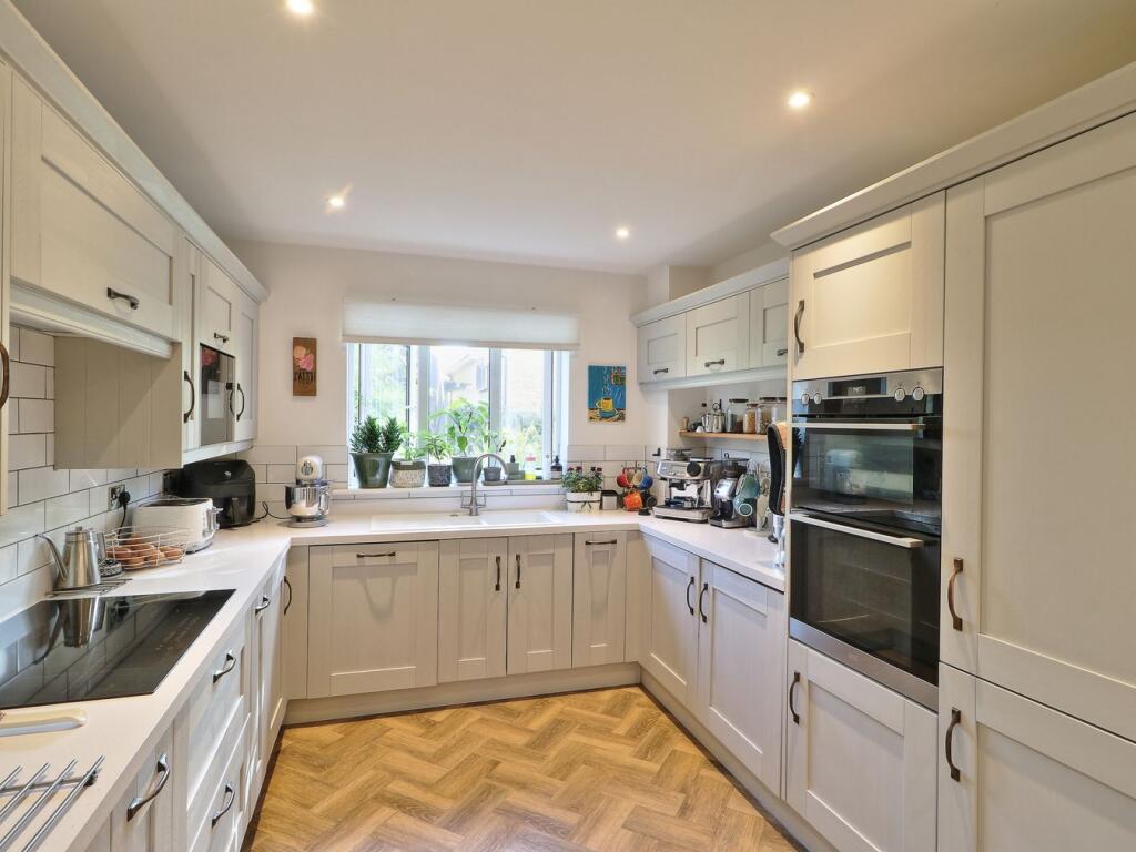 House in Peterborough - View 4