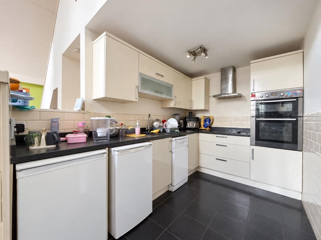 Apartment in Liverpool - View 4