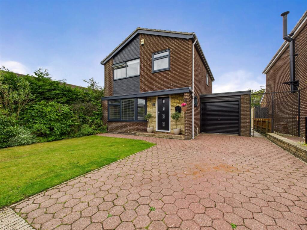 Hertford Close, Whitley Bay photo 2
