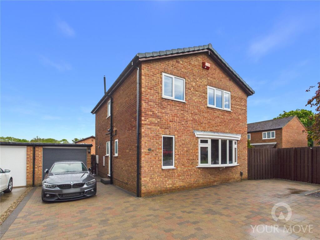 4-bed detached on Tollgate Garth, Darlington, Durham, DL1, £280,000
