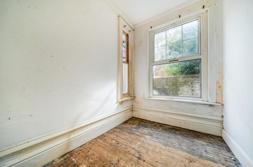 Apartment in Worthing, West Worthing - View 2