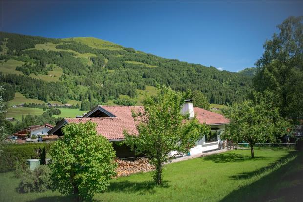 Main image of property: Jochberg, Erpendorf