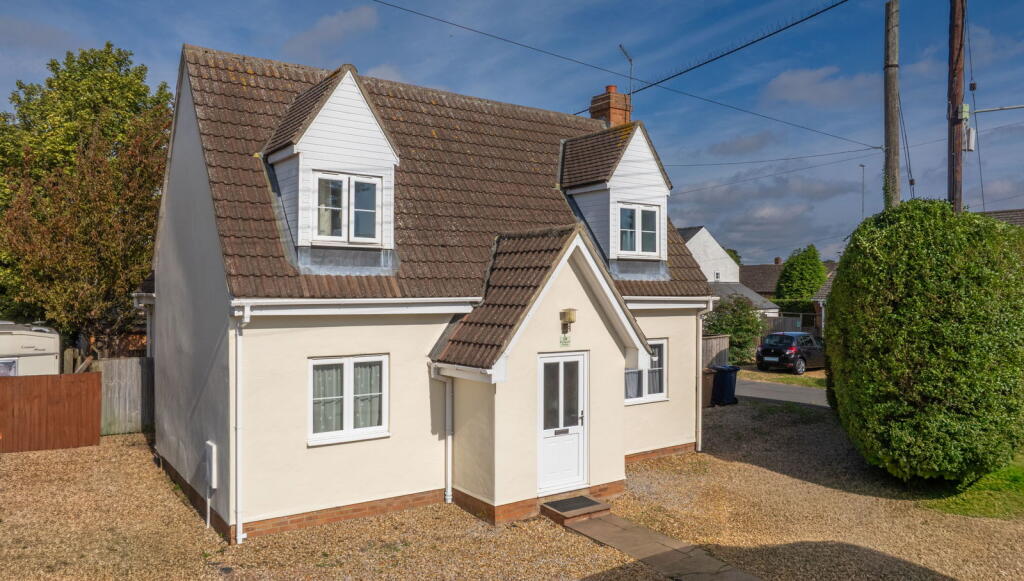 Crown Avenue, Christchurch, Wisbech, PE14 9NE photo 2