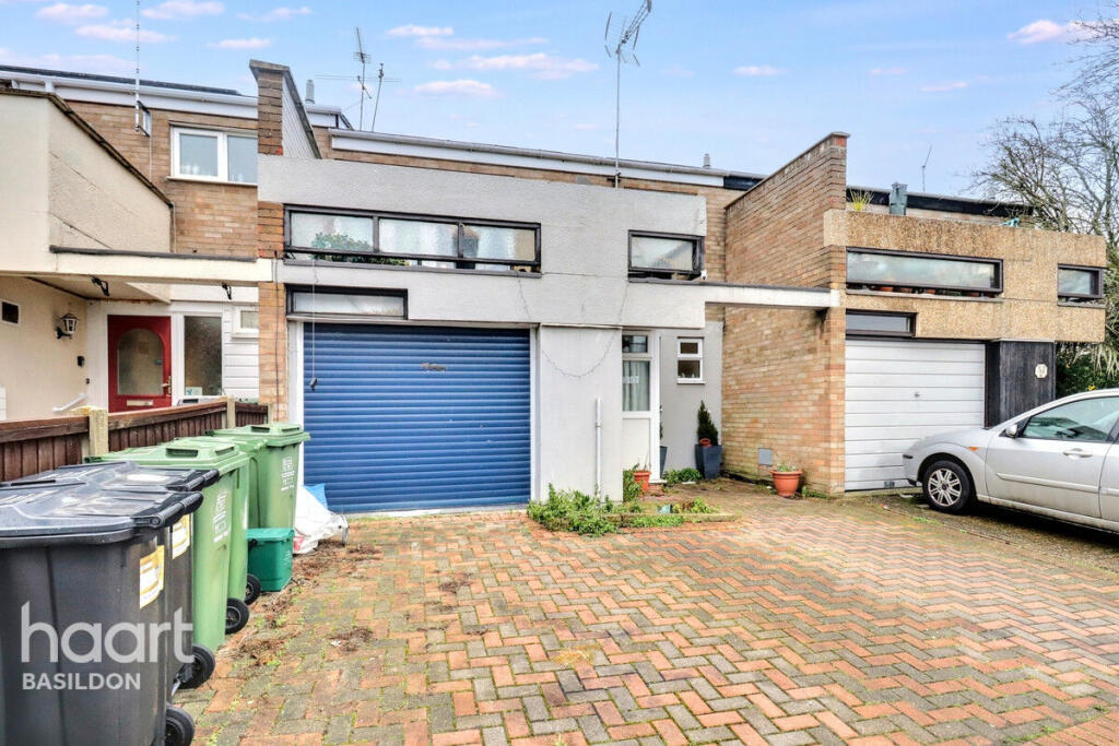 Main image of property: Sandon Road, Basildon