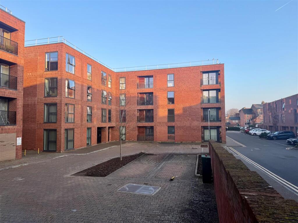 Main image of property: Kiln Close, Gloucester