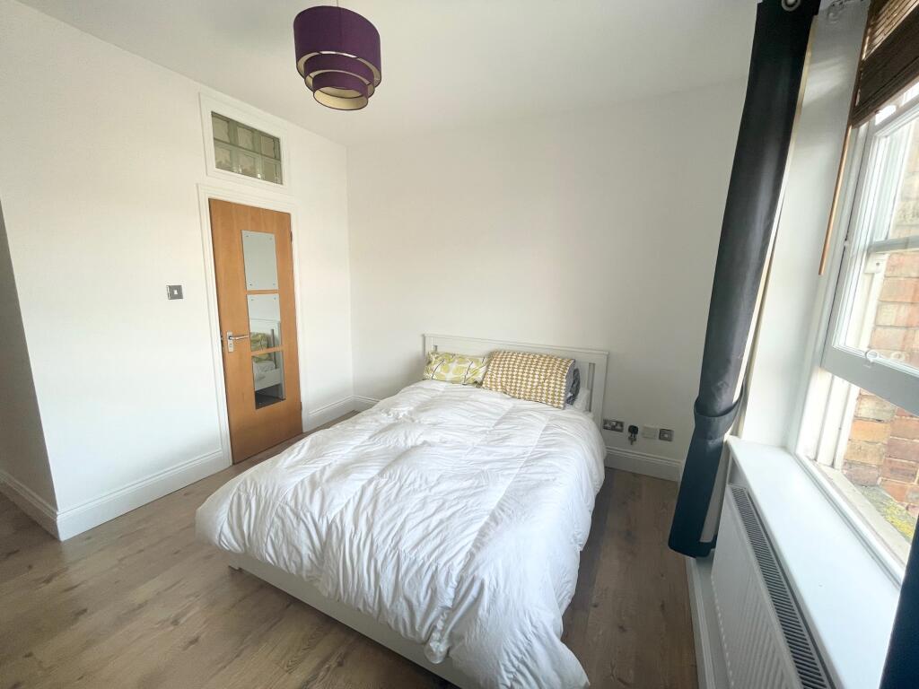 2 bedroom house for rent
