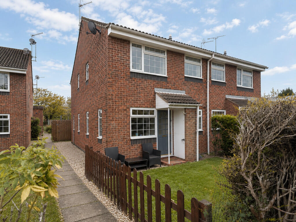 Main image of property: Ebourne Close, Kenilworth