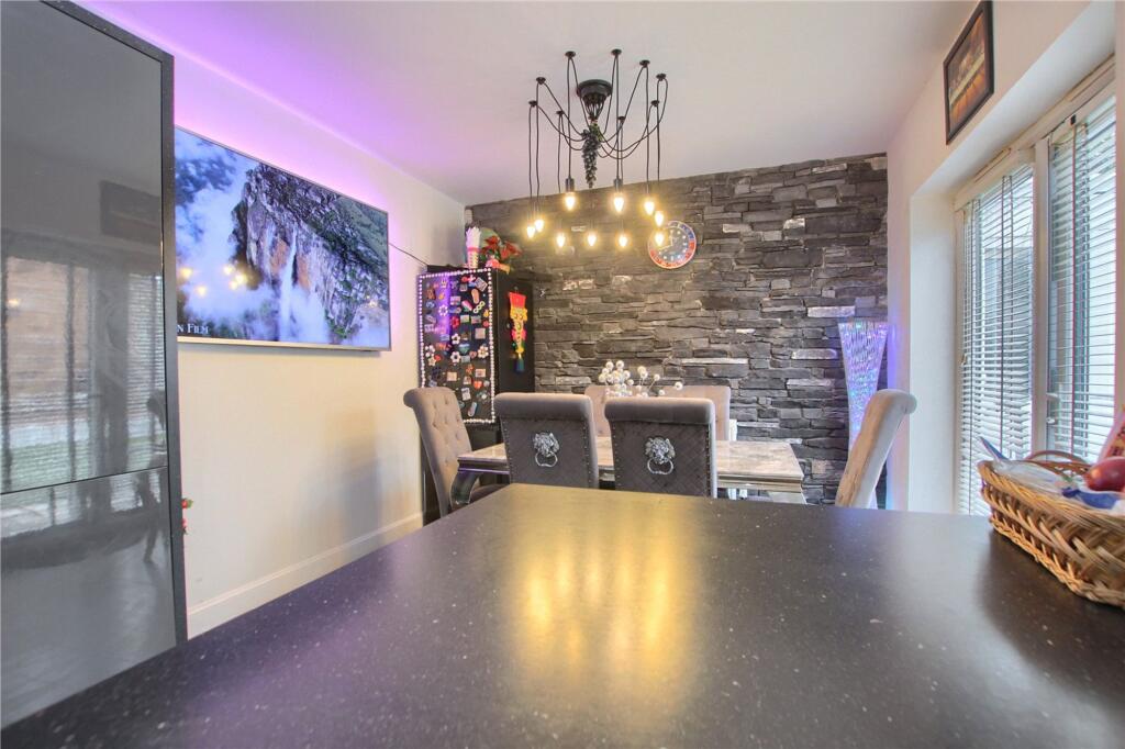 House in Stockton-on-Tees - More