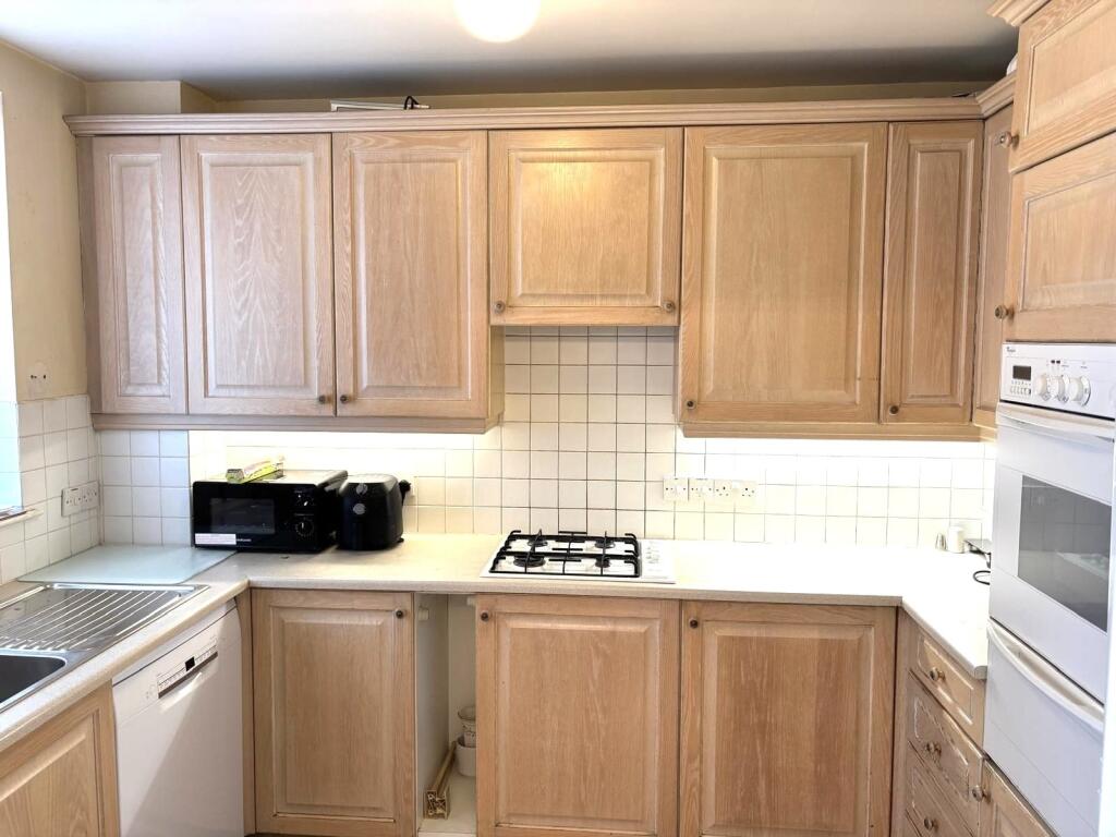 Apartment in London - More