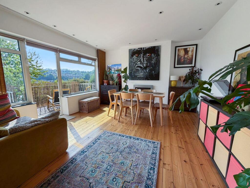 House in Brighton - View 4