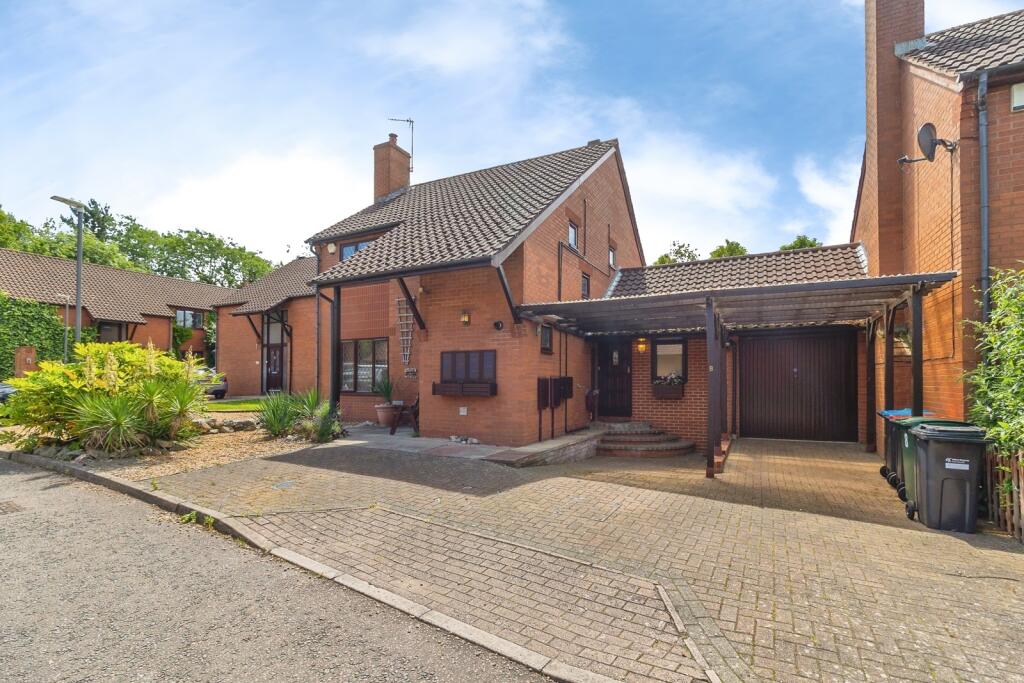 Main image of property: Beacon Court, Furzton, Milton Keynes, Buckinghamshire, MK4
