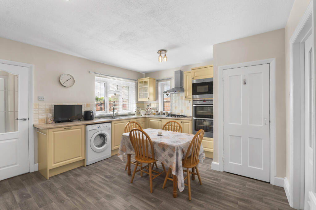 Newton Green, Dunmow, Essex, CM6 photo 4