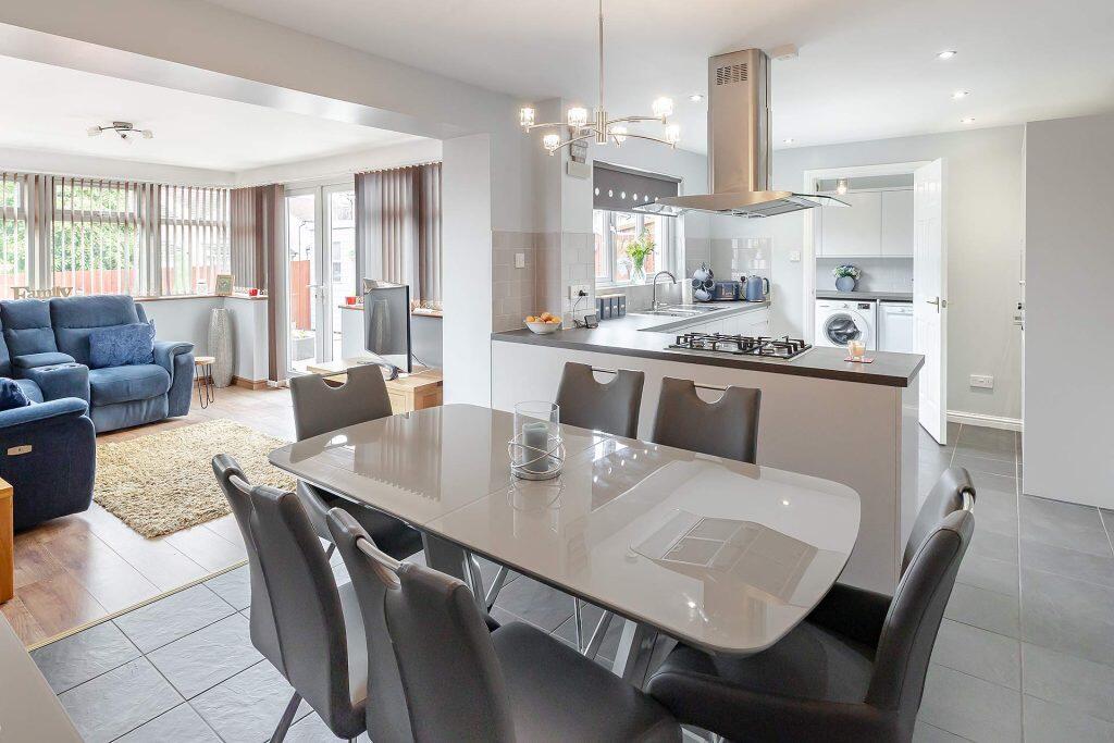 House in Armadale, West Lothian - View 4
