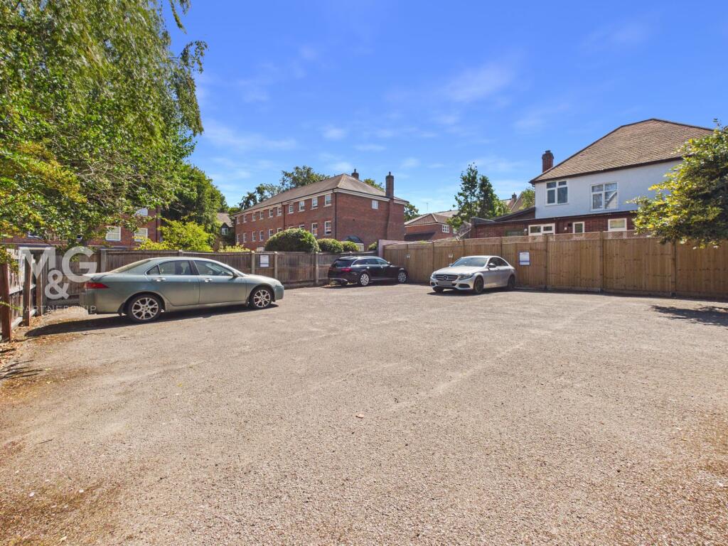 Apartment in West Suffolk, Howard Estate, Bury St Edmunds - View 4