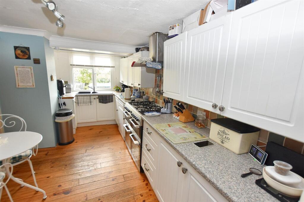 House in Truro - View 5