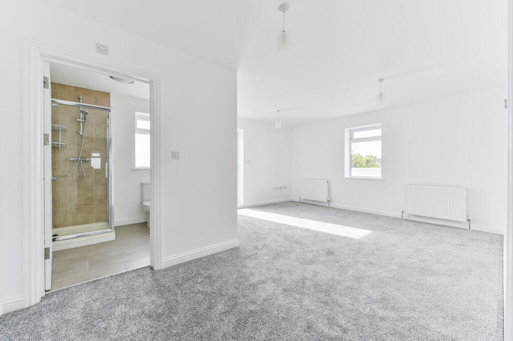 Apartment in London - View 5