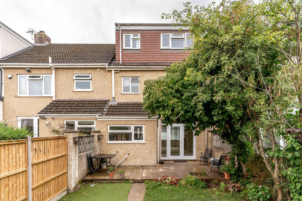 Queensholm Crescent, Bromley Heath photo 5