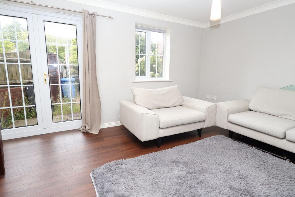 Marland Way, Stretford, M32 photo 4