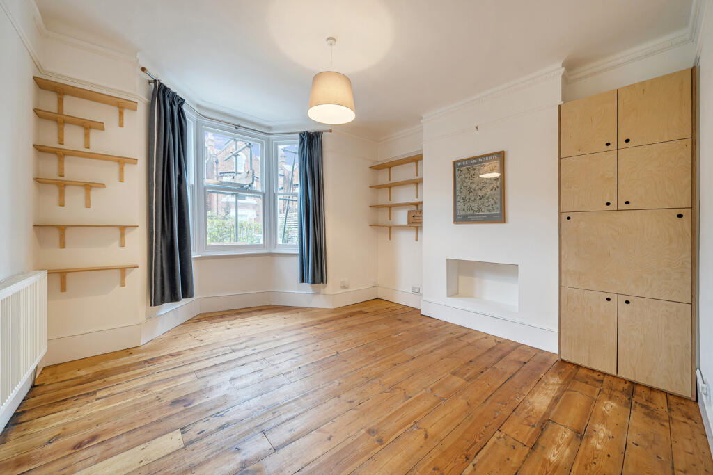 Apartment in London - View 3