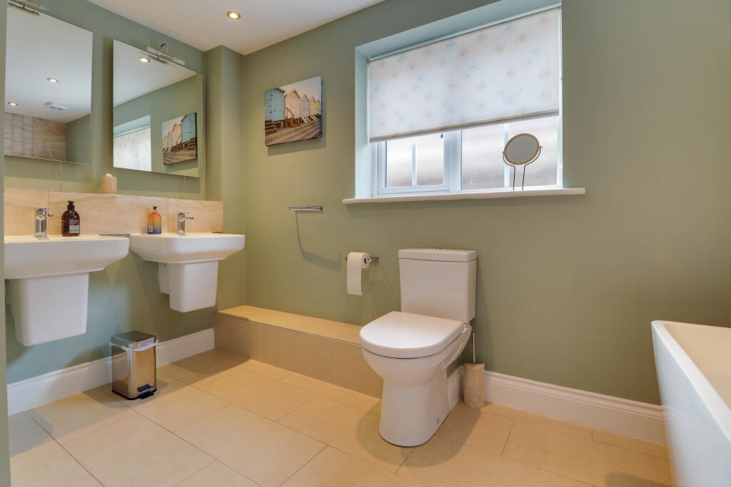 Additional image 16 of Pipers Avenue, Harpenden, Hertfordshire, AL5