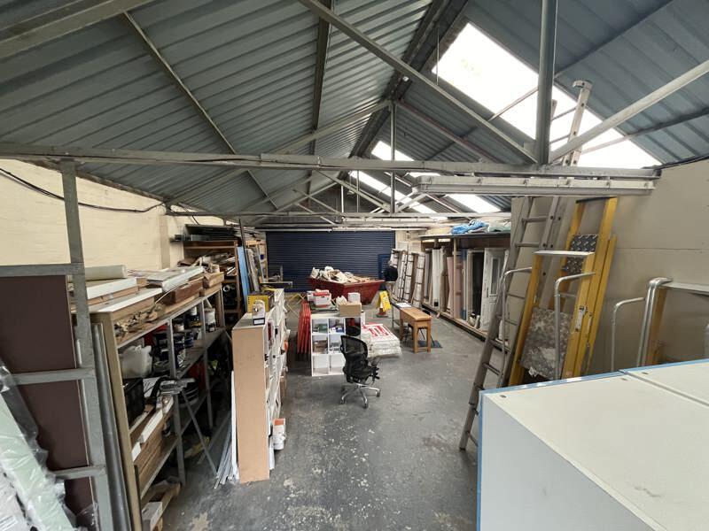 Photo 3