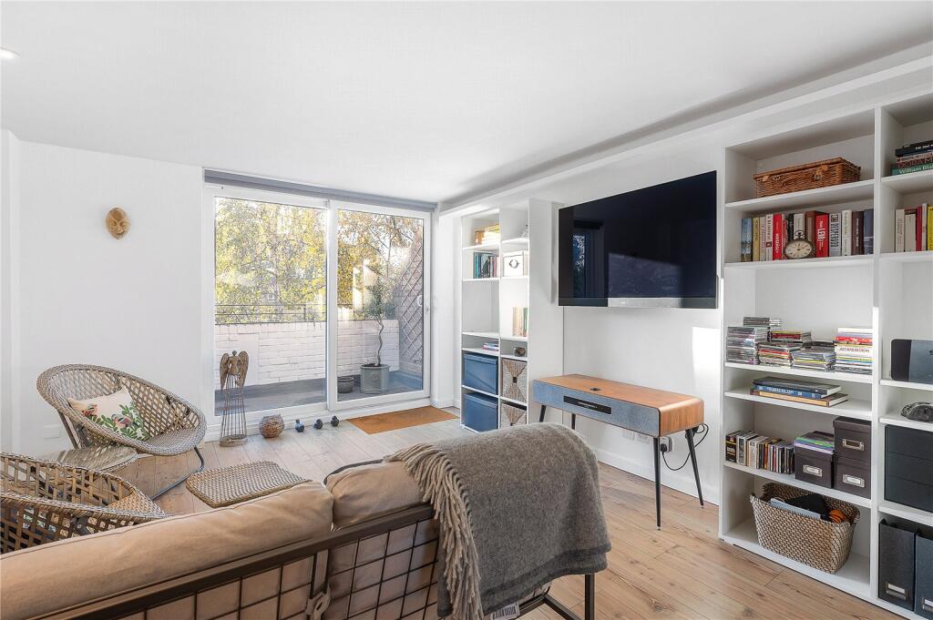 Main image of property: Sunbury Lane, London, SW11