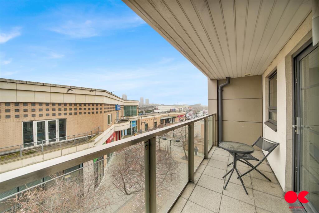 Apartment in London, Leyton Mills Retail Rark, Leyton - View 2