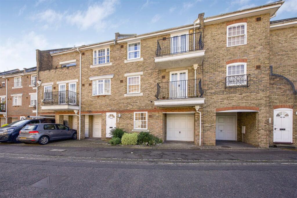 Main image of property: Cedar Terrace, Richmond