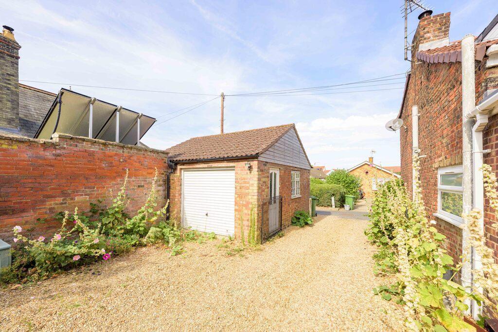 House in Peterborough - View 4