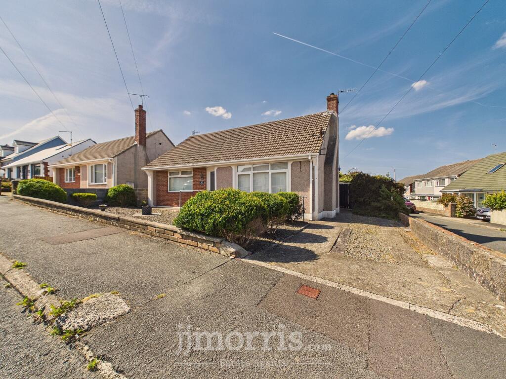 House in Goodwick, Fishguard and Goodwick - View 5