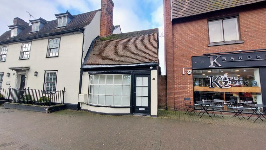 Main image of property: 131, High Street, Billericay, Essex, CM12